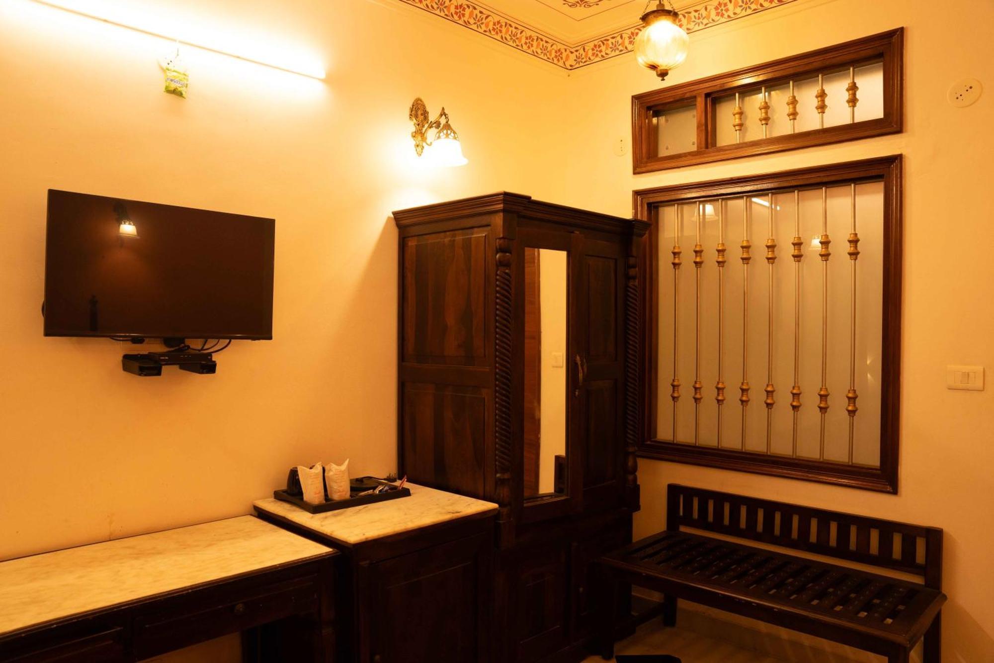 Hotel Karohi Villa 烏代浦 外观 照片